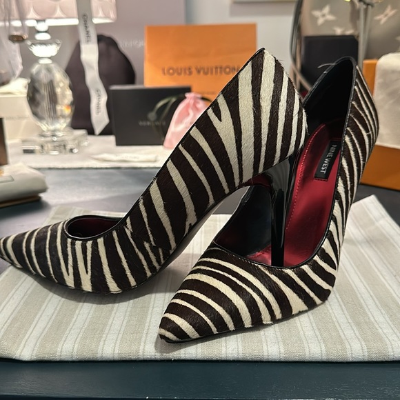 Nine West Tatiana, 2 Pair of Lux, Calf Fur Heels 9.5 in Zebra or Leopard NWOB - Picture 2 of 16